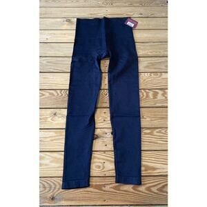 NWT Anti. Everyday Solutions Seamless Leggings Size Small Women’s Black